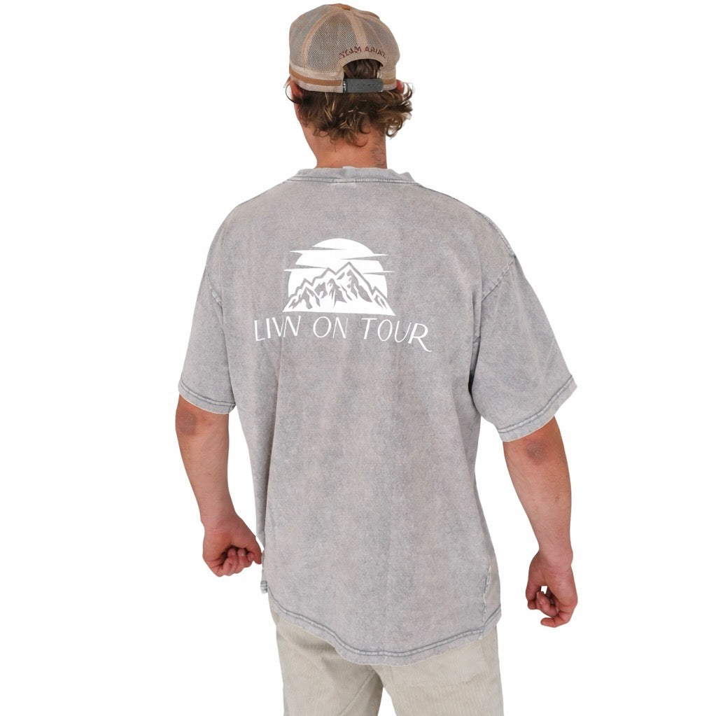 Livin On Tour-Washed style T-shirt